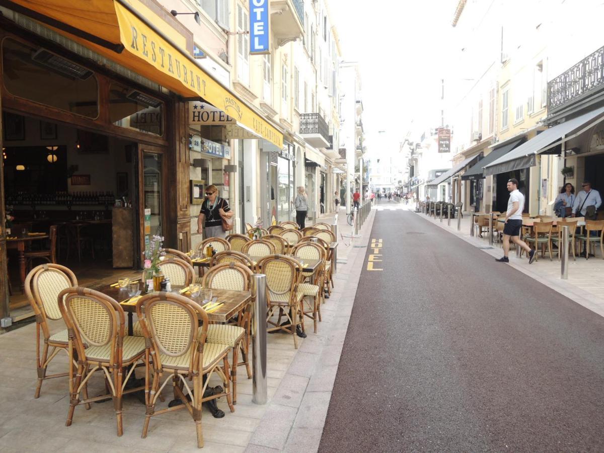 Totolulu Cannes Blue Corner Ngoại thất bức ảnh
