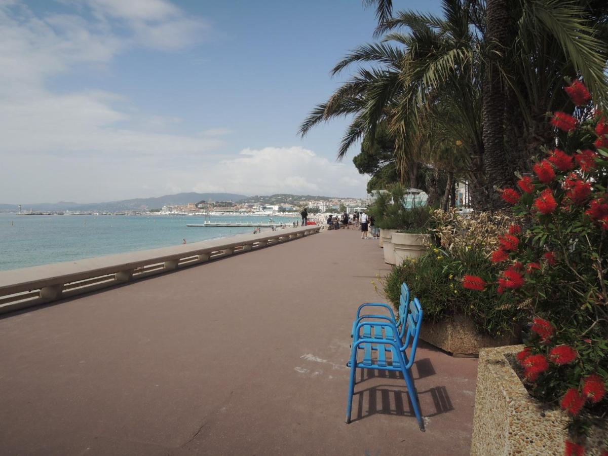 Totolulu Cannes Blue Corner Ngoại thất bức ảnh