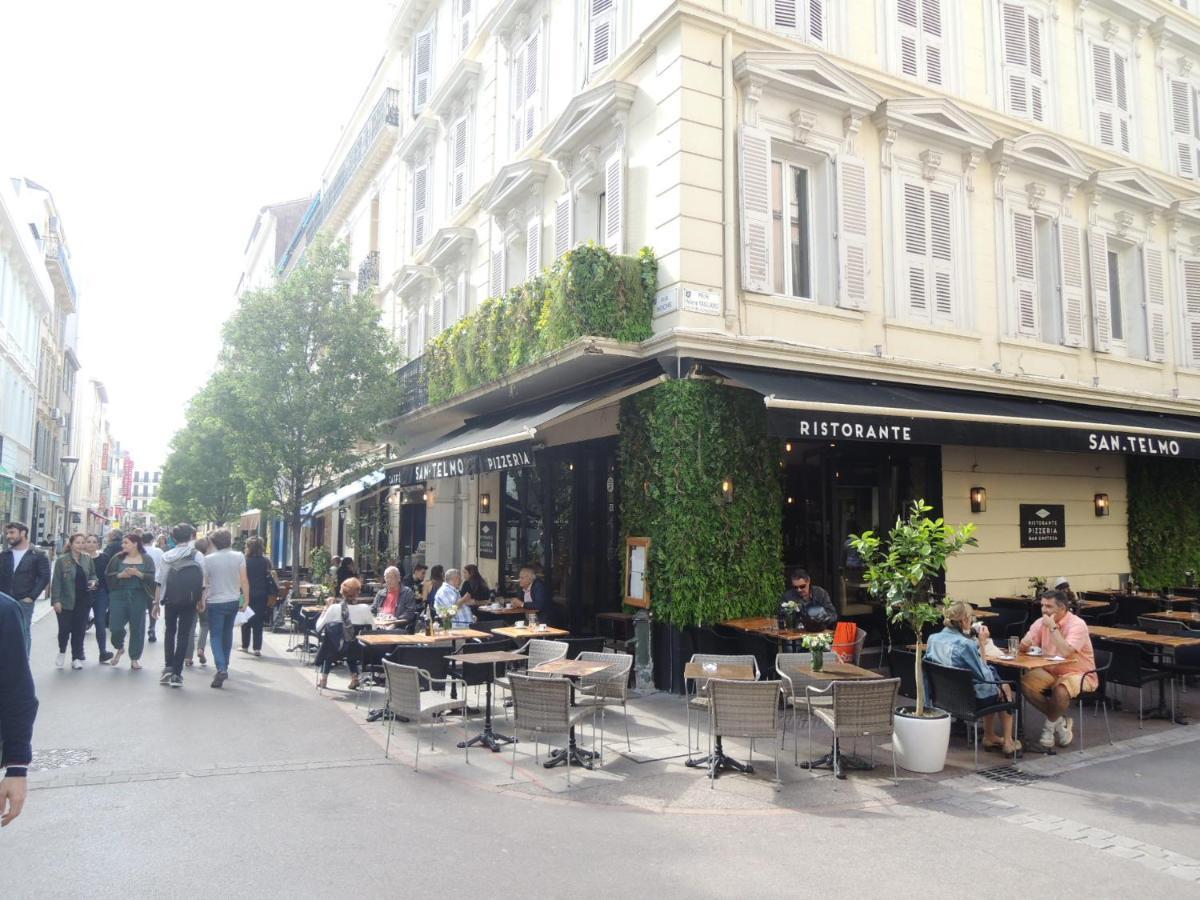 Totolulu Cannes Blue Corner Ngoại thất bức ảnh