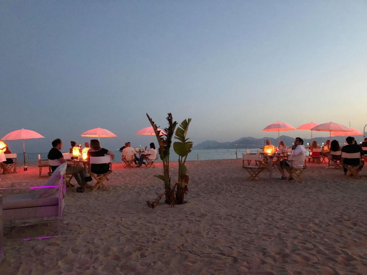 Totolulu Cannes Blue Corner Ngoại thất bức ảnh